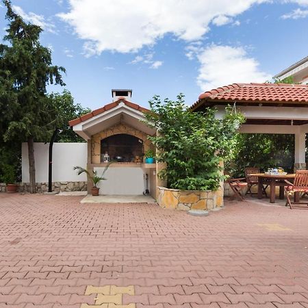 Apartments By The Sea Simuni, Pag - 4083 Kolan Bagian luar foto